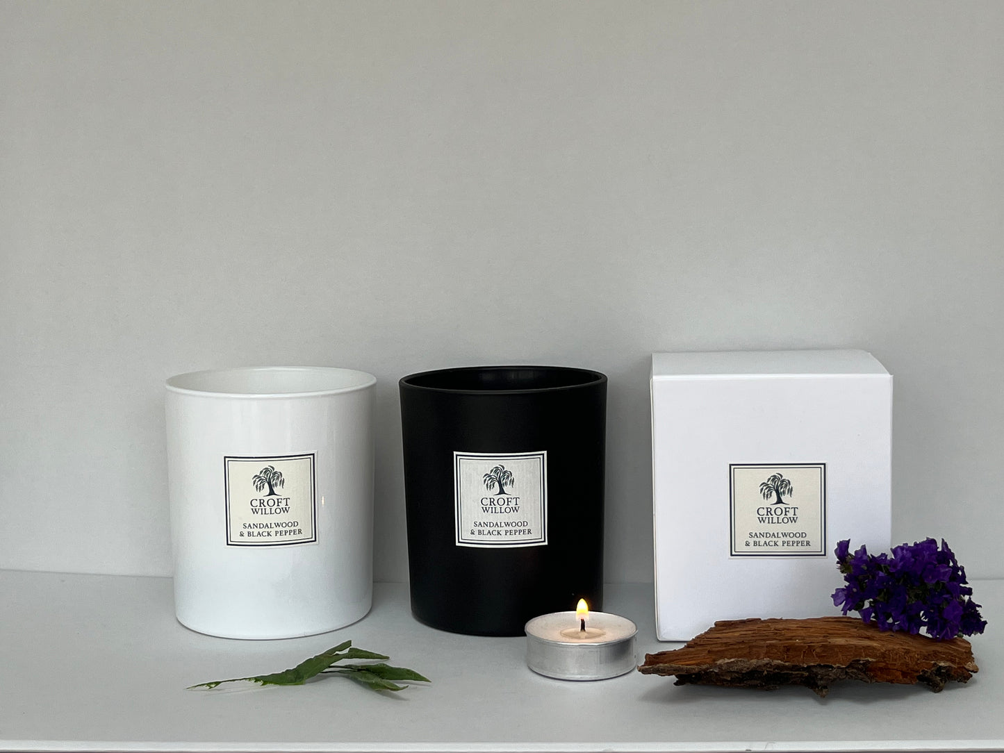 Sandalwood & Black Pepper Scented Candle